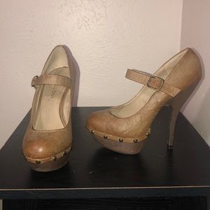 Tan leather heels